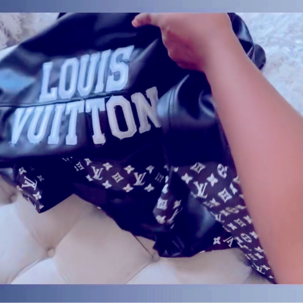 Customize Designer Set Size Large To Xl - image 1